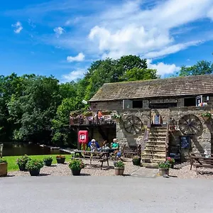  Holiday home Plompton Mill